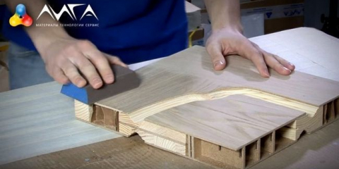 Интериорна врата от бор: боядисваме сами